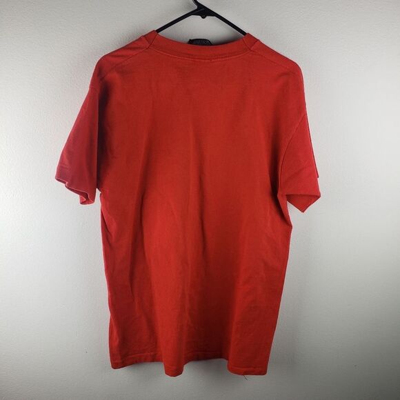 Vintage Y2K 90's Red Bugs Bunny Mistletoe Toe Graphic Christmas Shirt Size Large - Picture 5 of 6